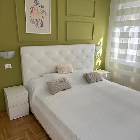 Apartament Big White M *