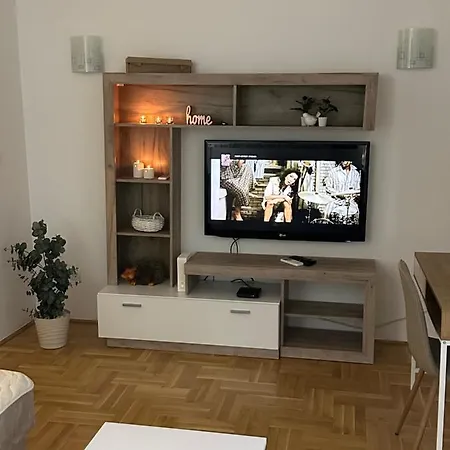 Big White M Belgrad
